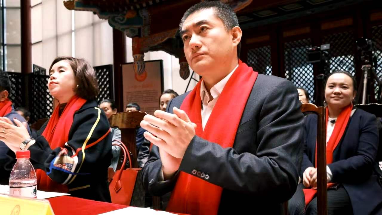 万向娱乐成为中国民族贸易促进会理事会员单位2.jpg
